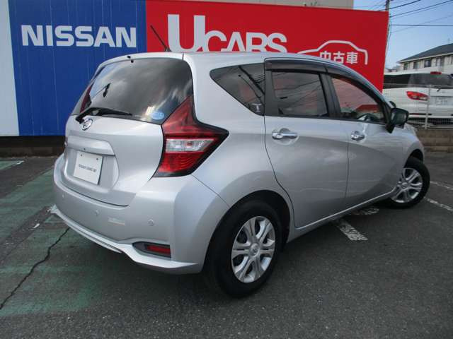 ノート1.2 X DIG-S 助手席スライドアップシート車