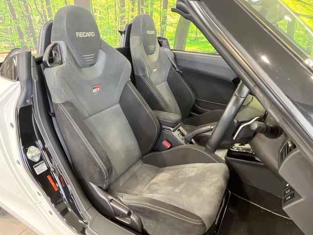 �yRECARO���o�P�b�g�V�[�g�z�l�ԍH�w�Ɋ�Â����ʈ����z�ɂ���č��ւ̕��S�Ⓑ���ԉ^�]���̔�J�������y������ڂŃ��J���Ƃ킩��X�|�[�e�B�ȃ��b�N�X�������ł��B