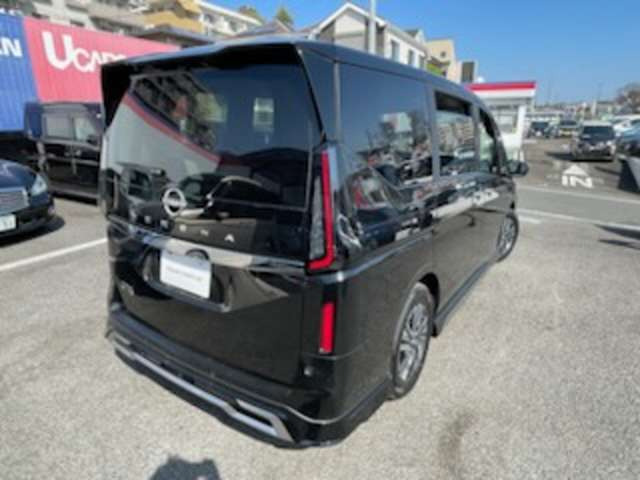 セレナ2.0 ハイウェイスターV