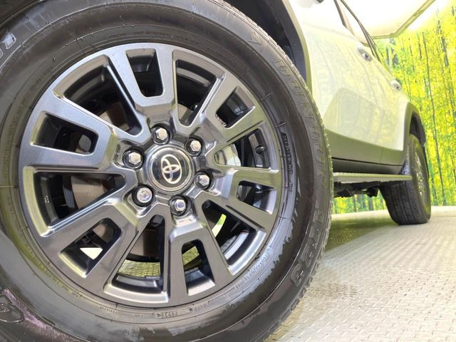 �y�����A���~�z�C�[���z�O�ςɃ}�b�`���������A���~�z�C�[���𑕒����Ă���܂��B�e��ЊO�A���~�z�C�[����A�X�^�b�h���X�^�C�����戵�����Ă���܂��B���񂲑��k����������