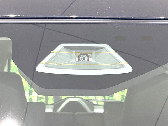 �y�X�Y�L �Z�[�t�e�B�T�|�[�g�z���s���ɑO���̎ԗ�����F�����A�Փ˂������Ȏ��͌x��ƃu���[�L�ŏՓˉ���Ɣ�Q�y�����A�V�X�g�B�����S�Ƀh���C�u�����y���݂��������܂��B