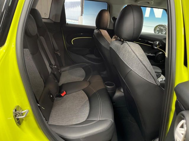 ���㕔���Ȃ��C�ɂȂ�悤�ȃL�Y�E�����ւ��蓙�A�傫�ȃ_���[�W�͂Ȃ��A�ǍD�ȏ�Ԃł��B