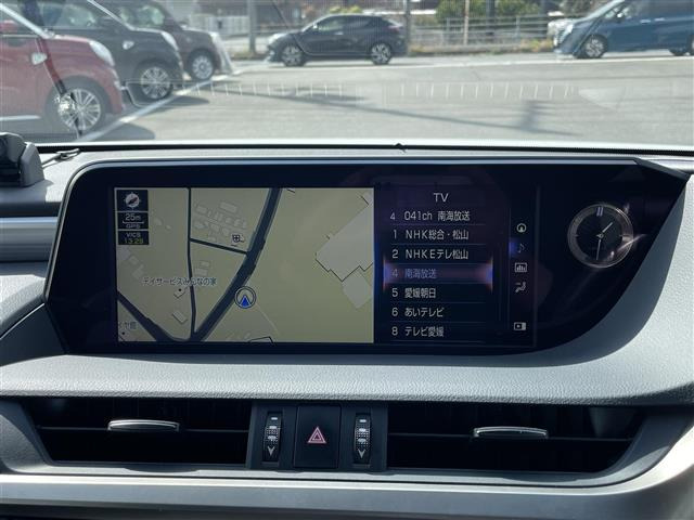 ES300h Fスポーツ