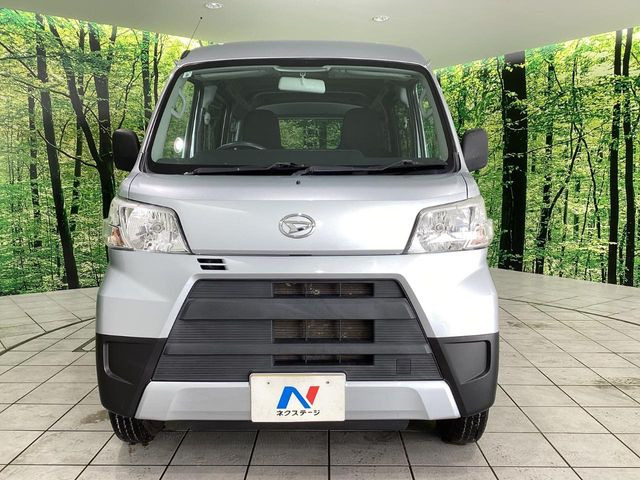 ���Ђł́A�S�ԁw�C�����Ȃ��x�̂��Ԃ̂ݎ�舵���Ă���܂��B��C�o�C���[�ɂ�錵�I�����d����̌�A���Ɍ�̎ԗ��`�F�b�N���s���A�l�N�X�e�[�W���F�肵�����i���Ȓ��ÎԂ����񋟂��Ă���܂��B