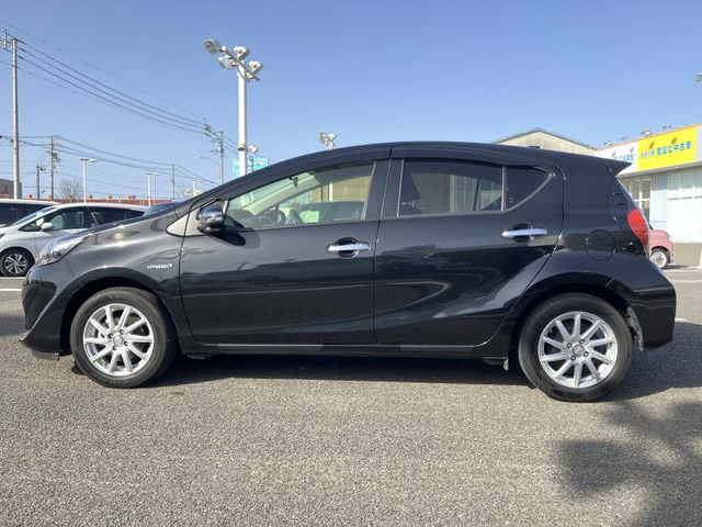 アクア1.5 S スタイルブラック