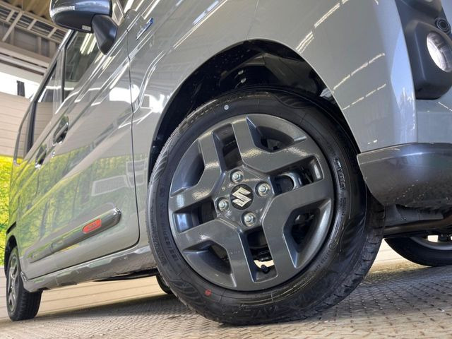 �y����14�C���`�A���~�z�C�[���z�O�ςɃ}�b�`���������A���~�z�C�[���𑕒����Ă���܂��B�e��ЊO�A���~�z�C�[����A�X�^�b�h���X�^�C�����戵�����Ă���܂��B���񂲑��k����������