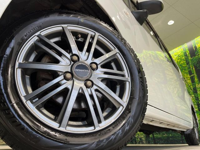 �y14�C���`�A���~�z�C�[���z�O�ςɃ}�b�`�����A���~�z�C�[���𑕒����Ă���܂��B�e��A���~�z�C�[����A�X�^�b�h���X�^�C�����戵�����Ă���܂��B���񂲑��k����������