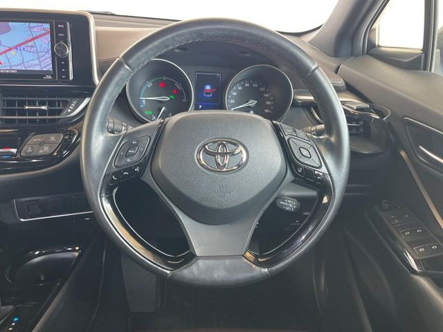 �y�����v�����X�e�A�����O�z�㎿�Ȋv���g�p���邱�ƂŁA��ɂ����������݂ƂĂ��^�]���₷���n���h���ł���