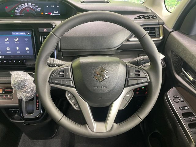 �y�����v�����X�e�A�����O�z�㎿�Ȋv���g�p���邱�ƂŁA��ɂ����������݂ƂĂ��^�]���₷���n���h���ł���