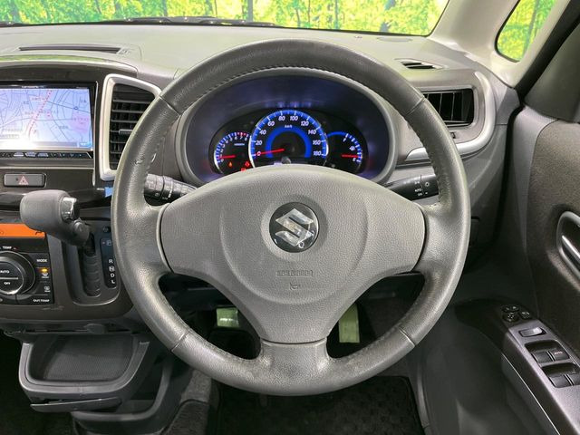 �y�����v�����X�e�A�����O�z�㎿�Ȋv���g�p���邱�ƂŁA��ɂ����������݂ƂĂ��^�]���₷���n���h���ł���