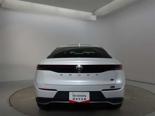 クラウンクロスオーバー2.4 RS E-Four advanced 4WD