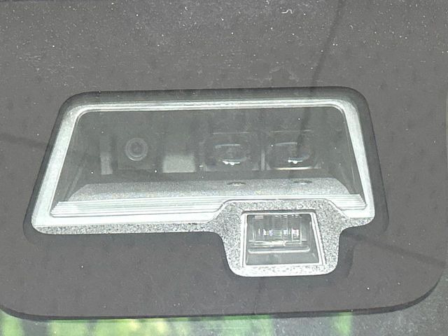 �y�X�Y�L �Z�[�t�e�B�T�|�[�g�z���s���ɑO���̎ԗ�����F�����A�Փ˂������Ȏ��͌x��ƃu���[�L�ŏՓˉ���Ɣ�Q�y�����A�V�X�g�B�����S�Ƀh���C�u�����y���݂��������܂��B