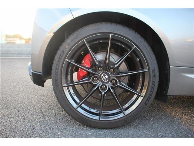 ���Ǝҗl�ւ̔̔��͂��f�肳���Ă��������܂��B �Ԍ������ԗ��̏ꍇ�́A�Ԍ����擾�������x�������z�ŕ\�����Ă���܂��B