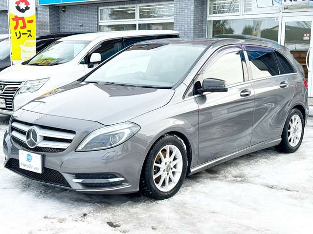 ���F�l�̂����X�X�^�b�t�ꓯ���҂����Ă���܂����wNEODrive�x����TEL011�]792�]0374