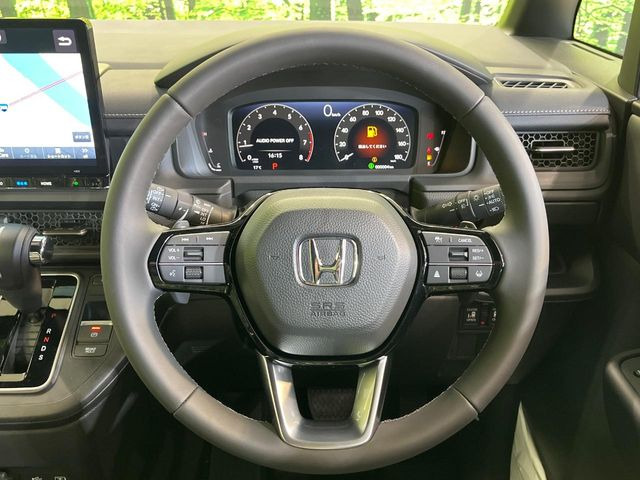 �y�����v�����X�e�A�����O�z�㎿�Ȋv���g�p���邱�ƂŁA��ɂ����������݂ƂĂ��^�]���₷���n���h���ł���