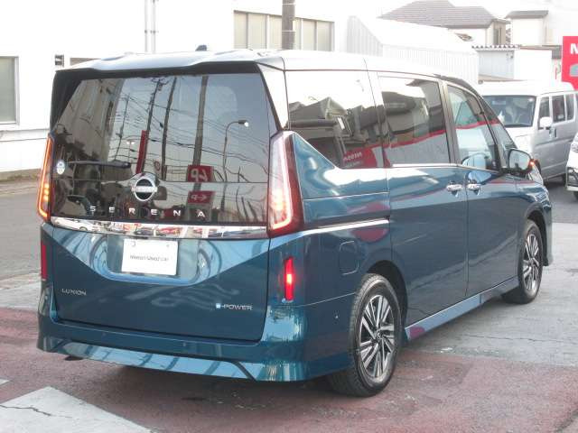 セレナ1.4 e-POWER ルキシオン