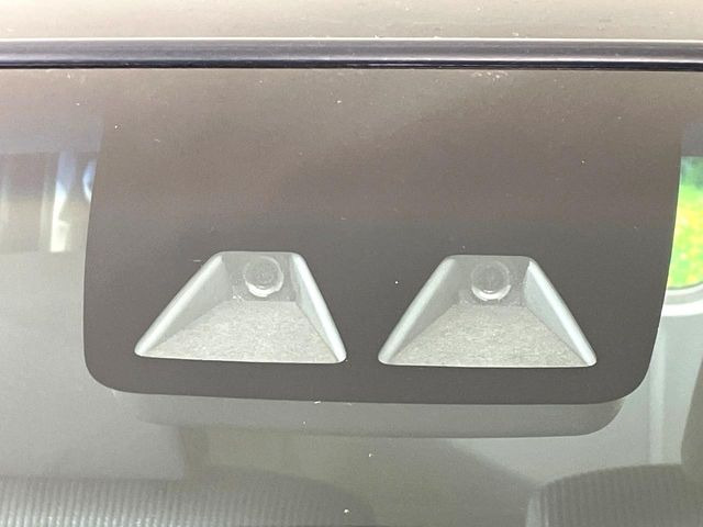 �y�X�}�[�g�A�V�X�g�z���s���ɑO���̎ԗ�����F�����A�Փ˂������Ȏ��͌x��ƃu���[�L�ŏՓˉ���Ɣ�Q�y�����A�V�X�g�B�����S�Ƀh���C�u�����y���݂��������܂��B