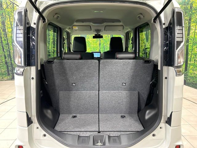 ���i�̂���������ʋ΁A���}���ɏ\���ȉ׎��X�y�[�X���m�ۂ��Ă���܂��B�Z�J���h�V�[�g��|���ƁA�傫�ȉו��̐ύڂ��\�ł���