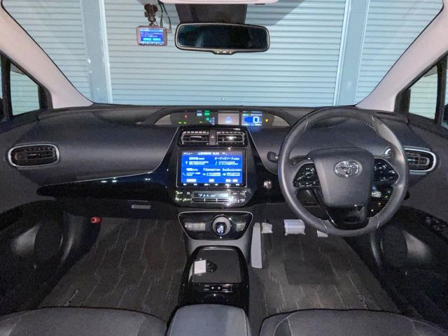 プリウス1.8 A プレミアム ツーリングセレクション