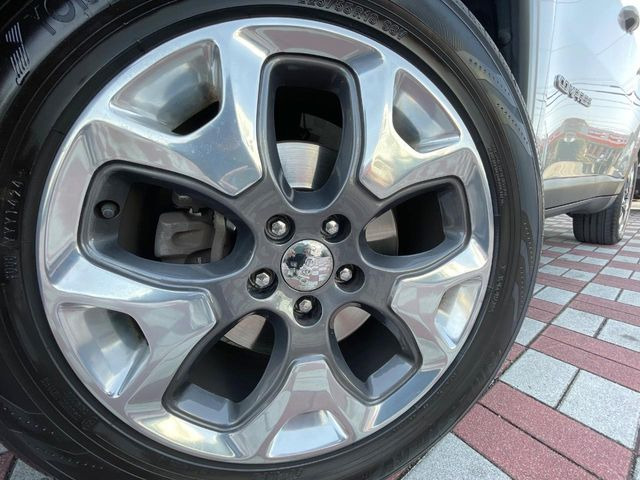 ������18�C���`�A���~�z�C�[��:�A���ԂȂ�ł͂̑�z����������x����z�C�[���Ƒ����ł�!���{�Ԃ̑���Ɋ���Ă�����ɂ����Б̊����Ē��������قǁA�������x���ł܂Ƃ܂��Ă��܂�!