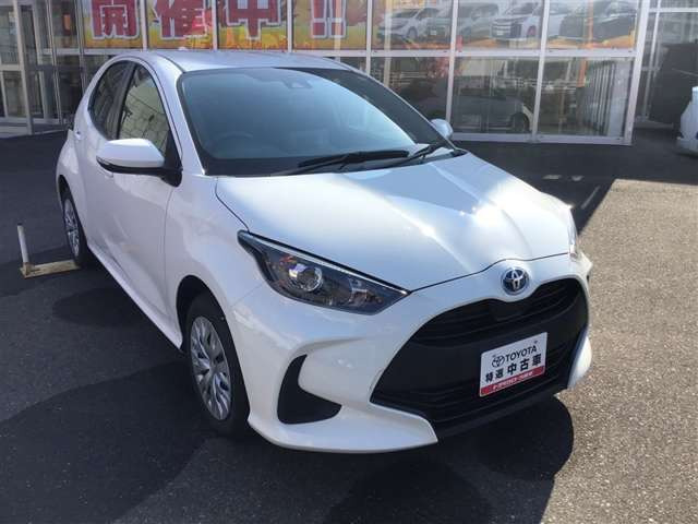 ヤリス1.5 ハイブリッド X E-Four 4WD