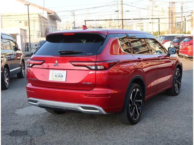 アウトランダーPHEV 2.4 P 4WD