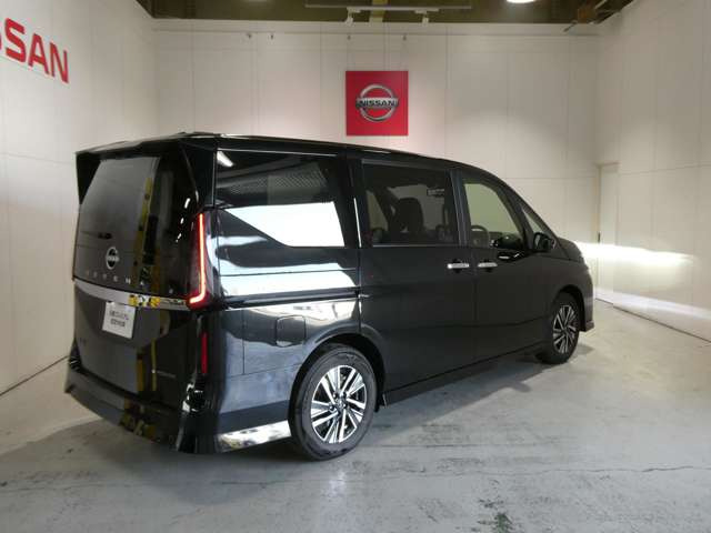 セレナ1.4 e-POWER ハイウェイスターV