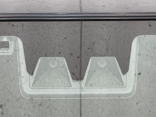 �y�X�}�[�g�A�V�X�g�z���s���ɑO���̎ԗ�����F�����A�Փ˂������Ȏ��͌x��ƃu���[�L�ŏՓˉ���Ɣ�Q�y�����A�V�X�g�B�����S�Ƀh���C�u�����y���݂��������܂��B