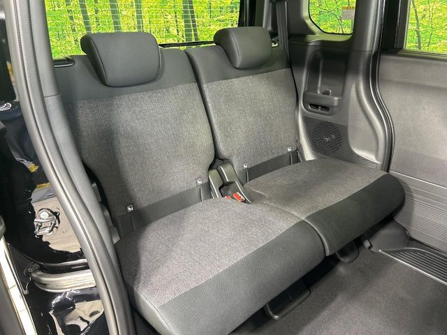 ���i���ȃI���W�i���t���A�}�b�g���I�v�V�����ɂĂ��p�ӂ��Ă���܂��B���D���ȃf�U�C����J���[�����Ԃɍ��킹�đI��ł����������Ƃ��ł��܂���