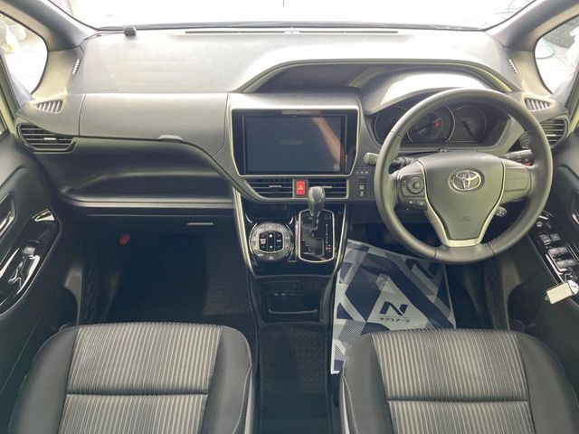 ヴォクシー2.0 ZS 煌II