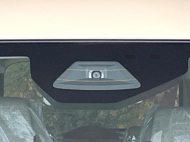 �y�X�Y�L �Z�[�t�e�B�T�|�[�g�z���s���ɑO���̎ԗ�����F�����A�Փ˂������Ȏ��͌x��ƃu���[�L�ŏՓˉ���Ɣ�Q�y�����A�V�X�g�B�����S�Ƀh���C�u�����y���݂��������܂��B