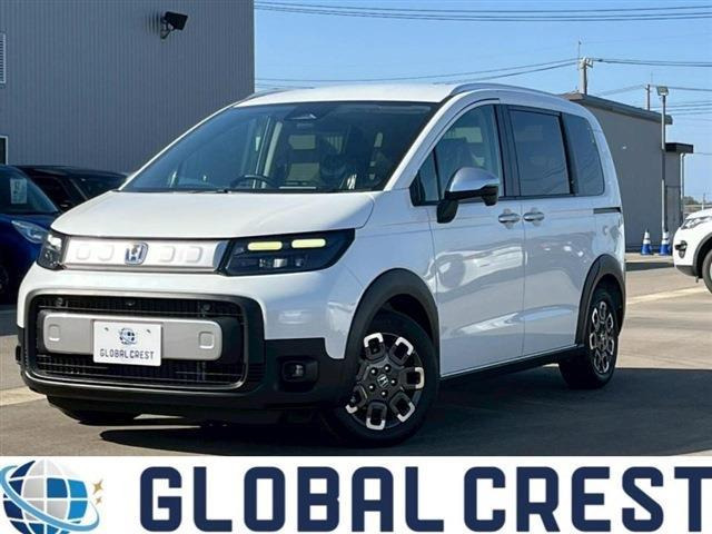 フリード1.5 e:HEV クロスター