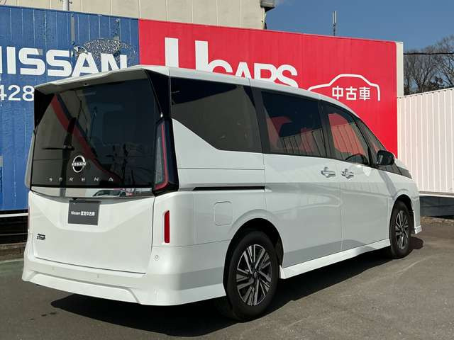 セレナ2.0 ハイウェイスターV