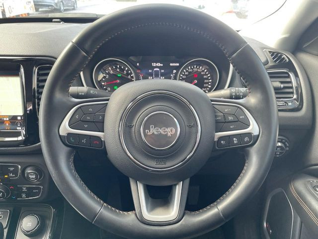 ���n���h�����̃X�������Ȃ��A���ꂢ�ȏ�Ԃ��ێ����Ă���܂��B�e�X�C�b�`���̓�����m�F�ς݂ł��B