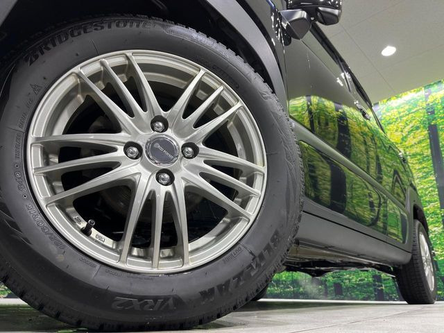 �y15�C���`�A���~�z�C�[���z�O�ςɃ}�b�`�����A���~�z�C�[���𑕒����Ă���܂��B�e��A���~�z�C�[����A�X�^�b�h���X�^�C�����戵�����Ă���܂��B���񂲑��k����������