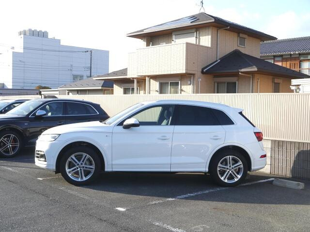 Q52.0 TFSI クワトロ スポーツ Sラインパッケージ 4WD