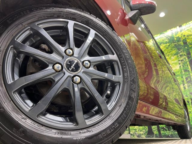 �y14�C���`�A���~�z�C�[���z�O�ςɃ}�b�`�����A���~�z�C�[���𑕒����Ă���܂��B�e��A���~�z�C�[����A�X�^�b�h���X�^�C�����戵�����Ă���܂��B���񂲑��k����������