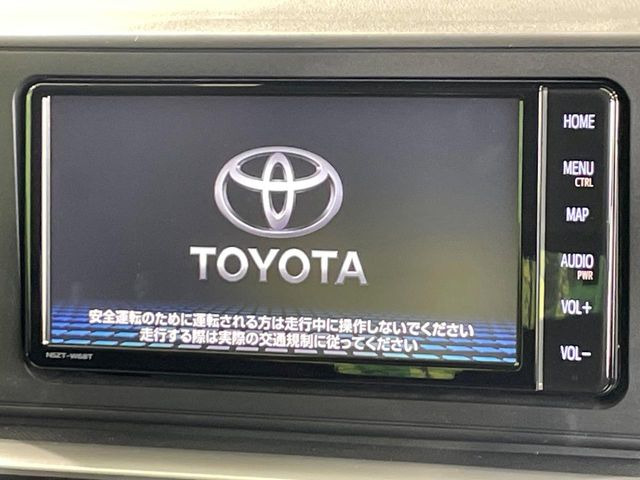 �y�����i�r�z�l�C�̏����i�r�𑕔����Ă���܂��B�i�r�̎g���₷���͂������A�I�[�f�B�I�@�\���[��!�L�����v�◷�s�͂������A�ʋ΂┃�����ȂǕ��i�̃h���C�u���y�����Ȃ�͂���