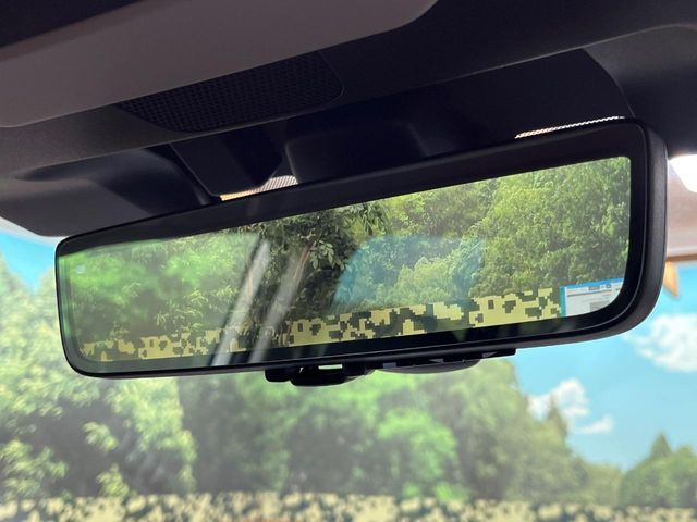 �y�X�}�[�g�����r���[�~���[�z��Ȃ̑傫�ȉו��⓯��҂Ō�����m�F���Â炢���ł����S!�J�������B�e�����ԗ�����̉f�������[���~���[���ɕ\���B