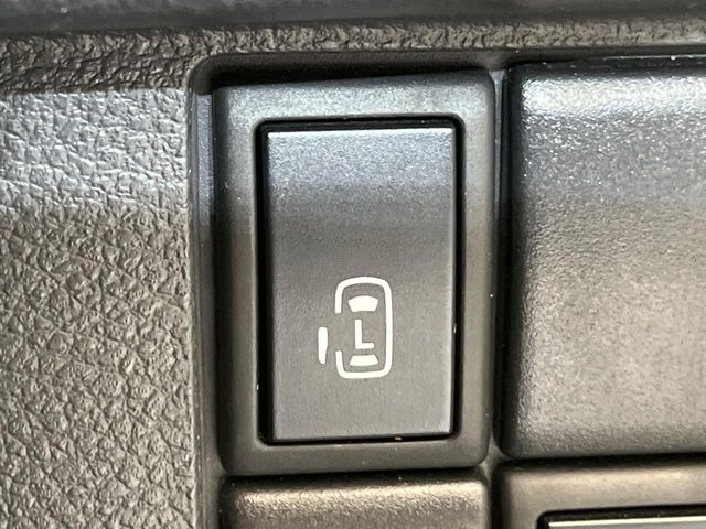 �y�p���[�X���C�h�h�A�z�X�}�[�g�L�[��^�]�Ȃ̃X�C�b�`�ŃX���C�h�h�A�̊J���\���d��������͂����ăh�A���J����K�v�������A���������q�l�ł��A�d���ו��������Ă��鎞�����N�ɊJ���߂ł��܂���