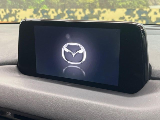 �y8�C���`�}�c�_�R�l�N�g�z�ԓ��̕��͋C�Ƀ}�b�`������^�̃f�B�X�v���C�B�X�}�z�ڑ��ł̃i�r�g�p��Bluetooth�Đ����A�l�X�ȋ@�\���y���߂܂��B�����I�ȃ_�C�������삪�\�ŁA�g��������ǍD�ł��B