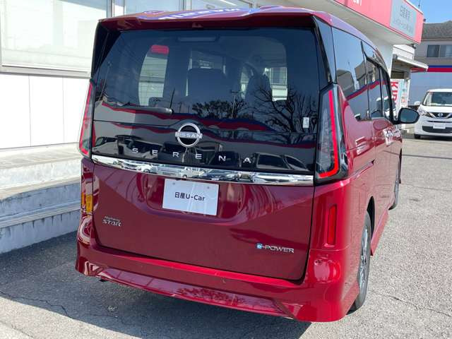 セレナ1.4 e-POWER ハイウェイスターV