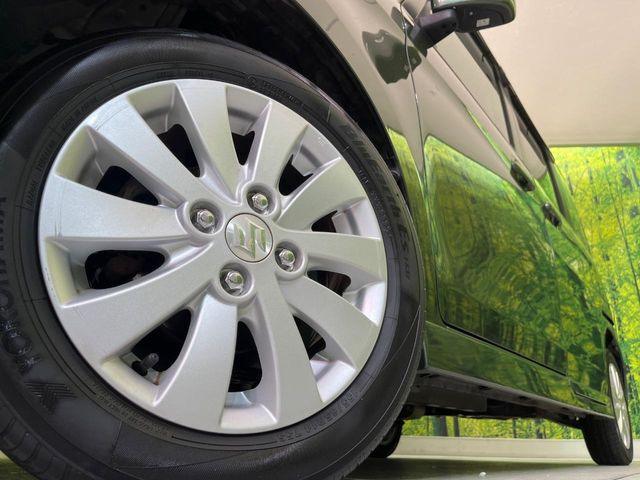 �y����14�C���`�A���~�z�C�[���z�O�ςɃ}�b�`���������A���~�z�C�[���𑕒����Ă���܂��B�e��ЊO�A���~�z�C�[����A�X�^�b�h���X�^�C�����戵�����Ă���܂��B���񂲑��k����������