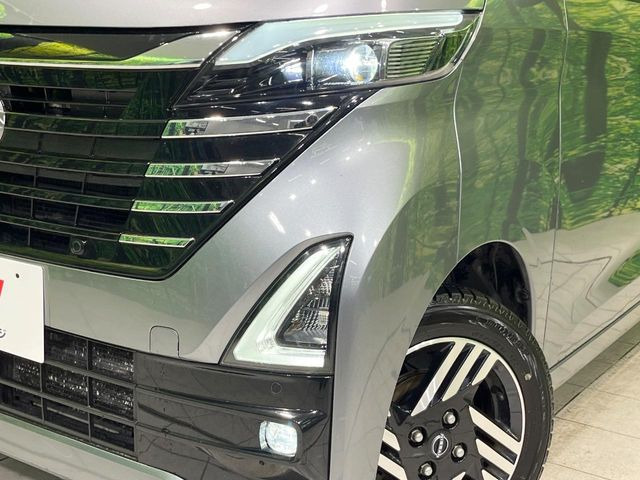 �yLED�w�b�h���C�g�z���V����ԑ��s�����ǍD�Ȏ��E���m�ۂ����S���ĉ^�]�ł��鍂�P�xLED�w�b�h���C�g�𑕔�!�_�����x�������A����d�͂��}�����Ă��܂��B