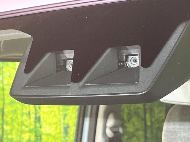 �y�X�}�[�g�A�V�X�g�z���s���ɑO���̎ԗ�����F�����A�Փ˂������Ȏ��͌x��ƃu���[�L�ŏՓˉ���Ɣ�Q�y�����A�V�X�g�B�����S�Ƀh���C�u�����y���݂��������܂��B