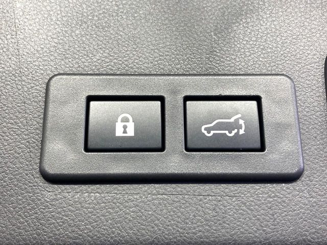 �y�p���[�o�b�N�h�A�z�X�}�[�g�L�[��^�]�Ȃ̃{�^�������������Ń��A�Q�[�g�������ŊJ���܂�!�ו��������Ă��鎞��A�����ʒu�ɂ���o�b�N�h�A��߂�ۂɕ֗��ȋ@�\�ł���