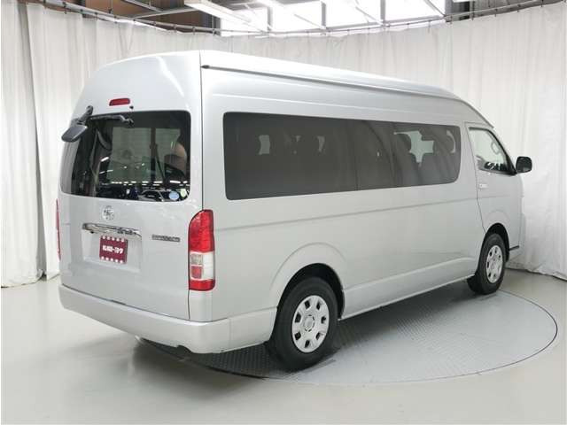 ハイエース2.7 グランドキャビン 4WD