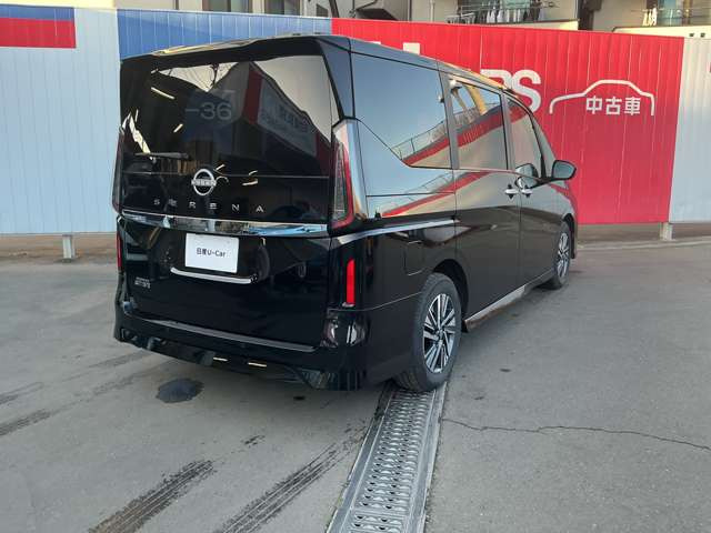 セレナ2.0 ハイウェイスターV