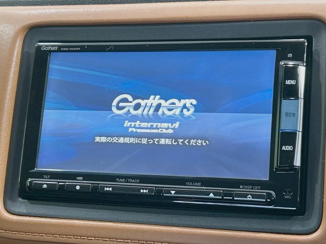 �y���[�J�[�����i�r�z�C���e���A�ɗn�����ރX�^�C���b�V���ȁu��p�݌v�v���[�J�[�i�r�𑕔��􎋔F���⑀�쐫�ȂǊ�{���\�ɂ��D��A���㎿�ȃJ�[���C�t�����y���݂��������܂��B