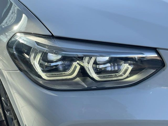 ��LED�w�b�h���C�g:��ԑ��s�����ǍD�Ȏ��E���m�ۂ����S���ĉ^�]�ł��鍂�P�xLED�w�b�h���C�g�𑕔�!�_�����x�������A����d�͂��}�����Ă��܂��B